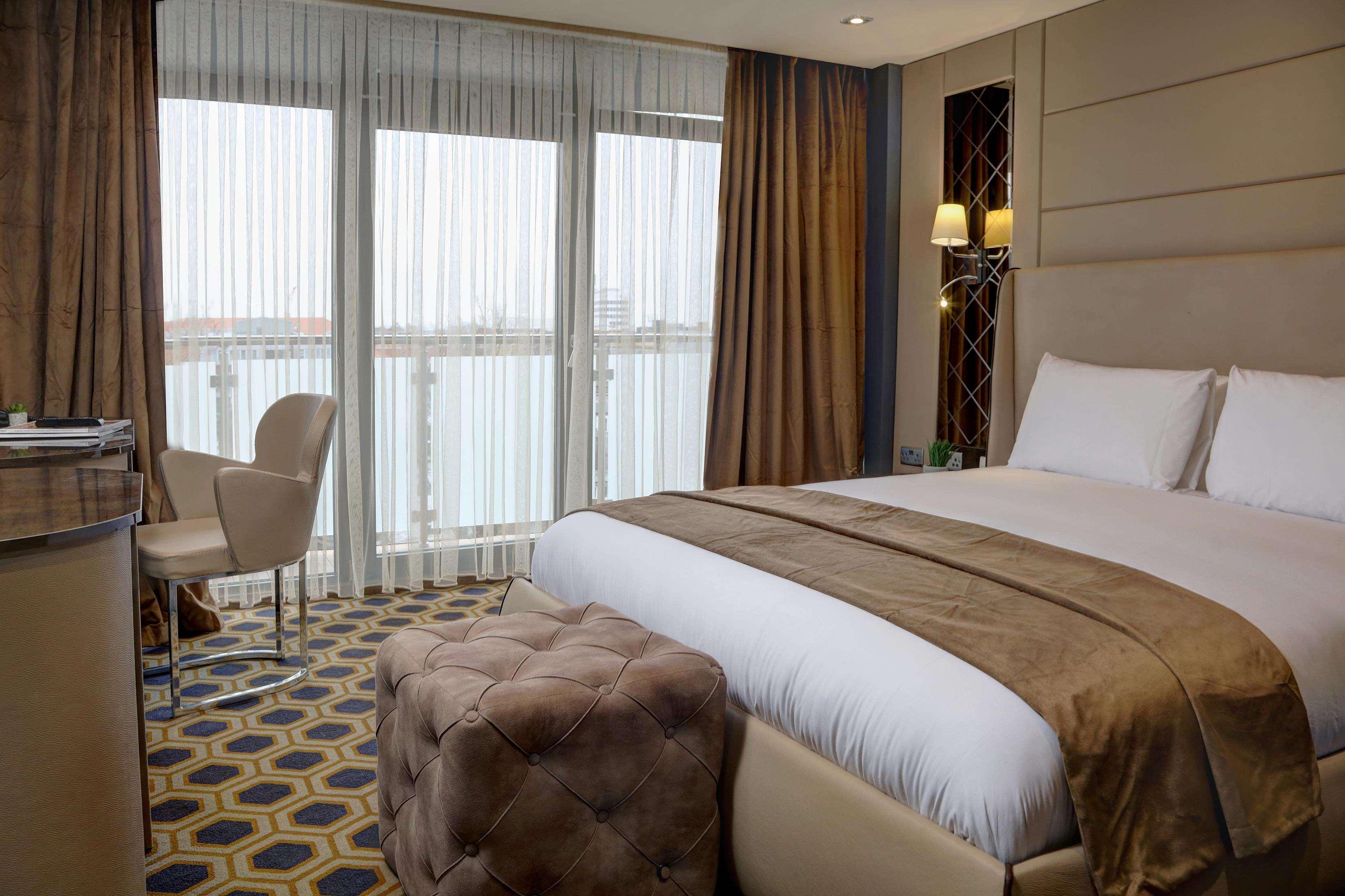 Putney Hotel; BW Signature Collection Лондон Экстерьер фото